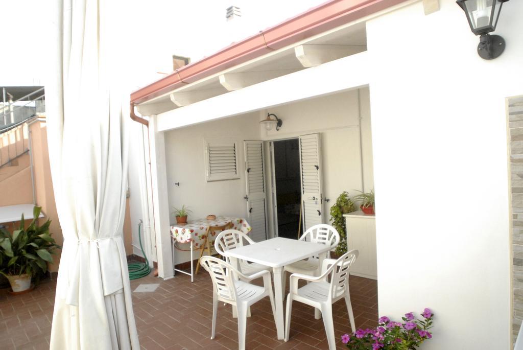 Apartamento Casa Dei Furnari Collepasso Exterior foto